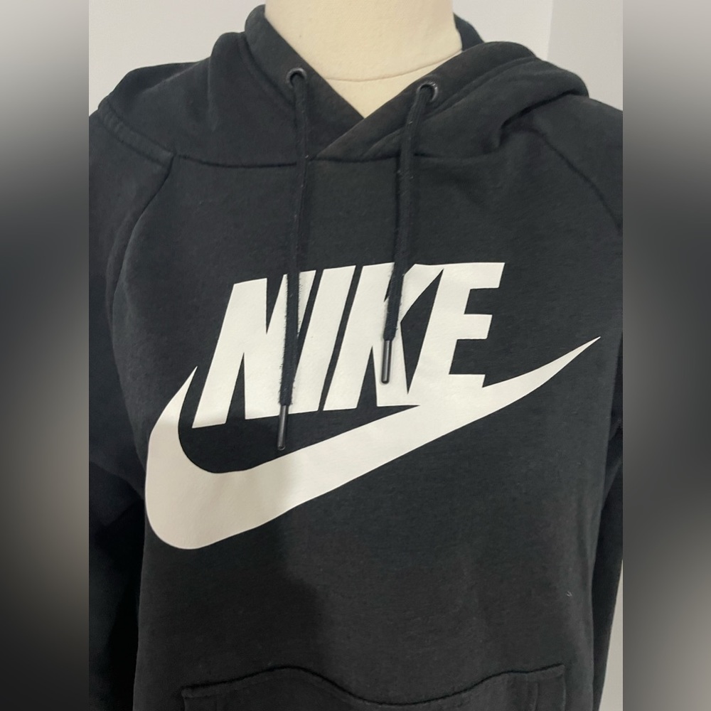 COPY - Nike sweater size s Preowned - Picture 4 of 5